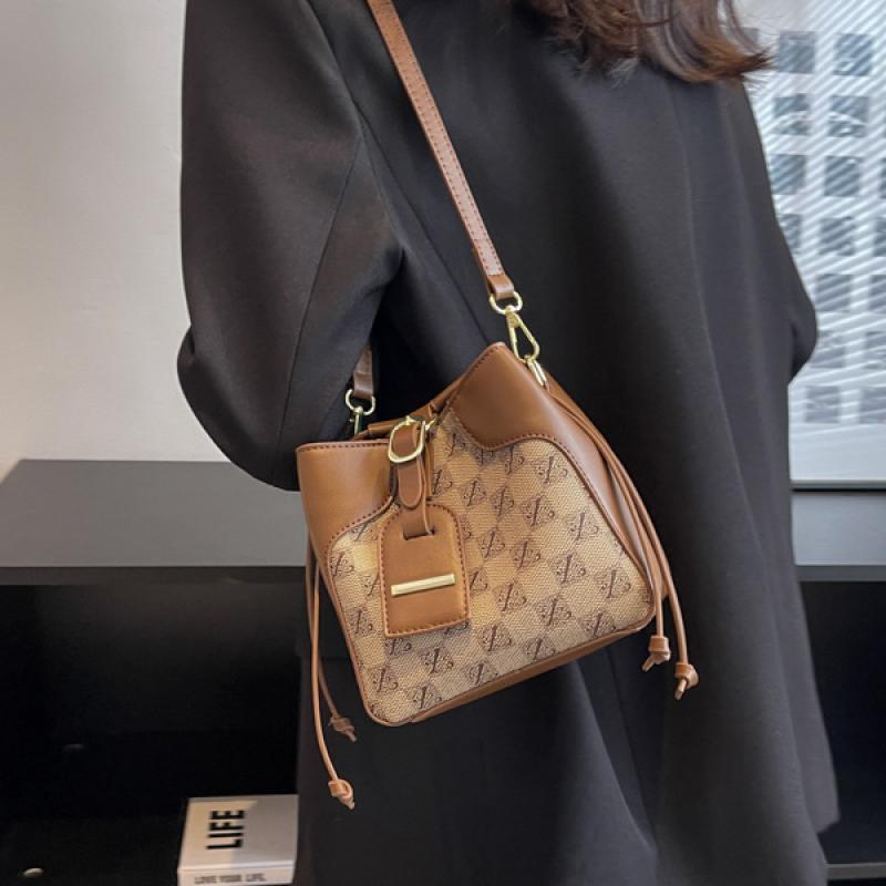 Bolso cruzado cuadrado – LIMA CHIC