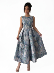 vestido-casual-elegante-con-estampado-floral-azul-vestido-ibiza